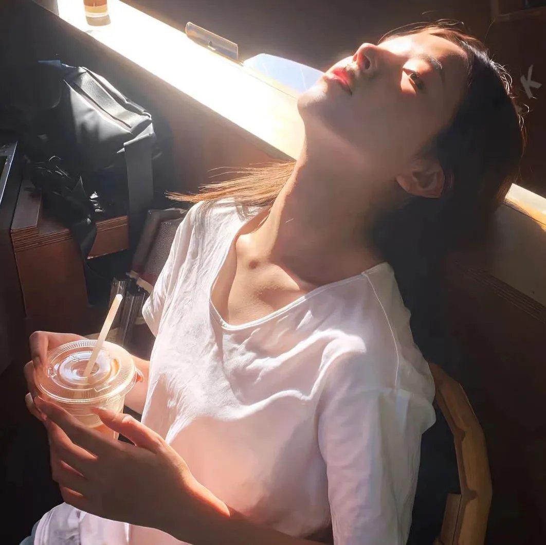 猫：看见死亡的双眼